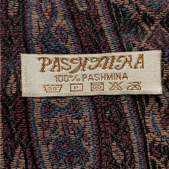 Pashmina Scarf Wrap ~Burgundy, Navy, Grey Paisley Print ~ Fringe end detailing - Picture 6 of 8